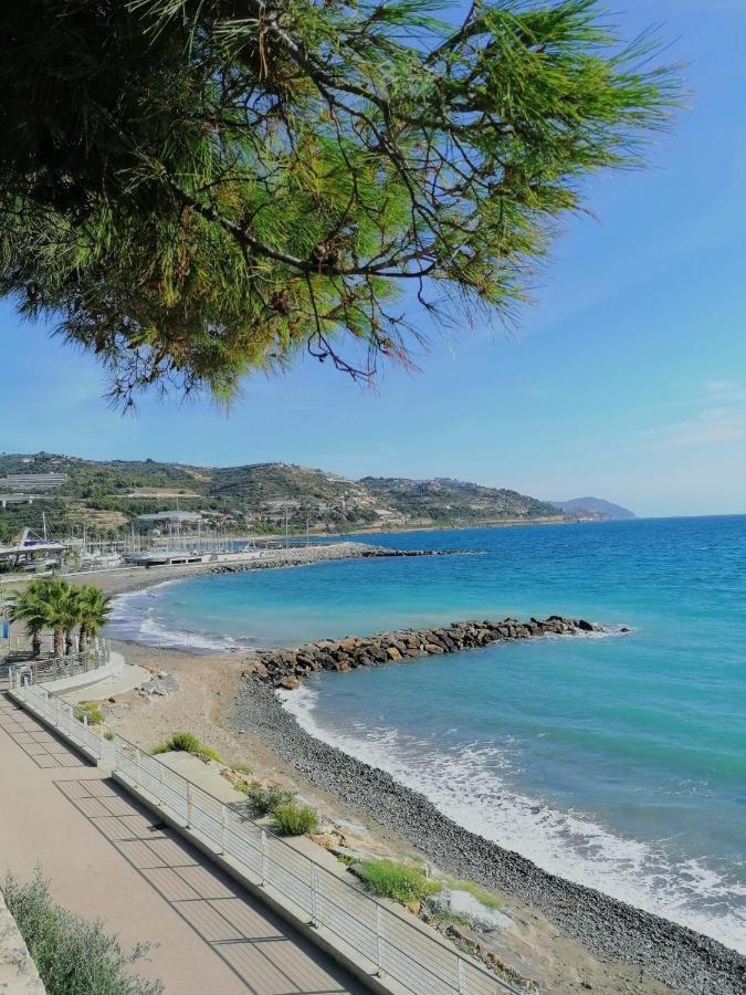 Ca' De Raffe' Διαμέρισμα Lingueglietta Εξωτερικό φωτογραφία